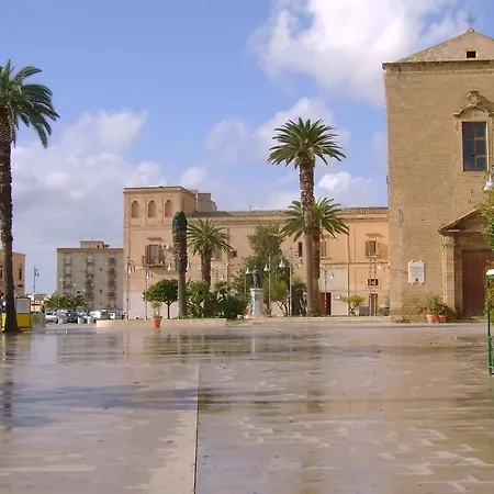 Lido Stazzone *